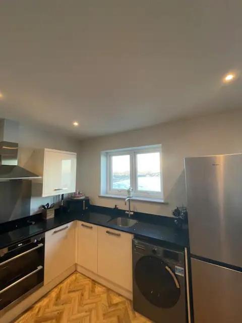 Spectacular 2 Bedroom Balcony Sea View Flat Scarborough Zewnętrze zdjęcie