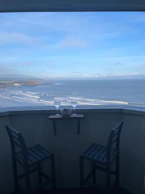 Spectacular 2 Bedroom Balcony Sea View Flat Scarborough Zewnętrze zdjęcie